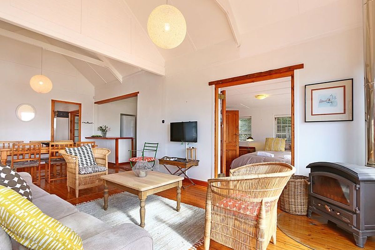 Simonstown Two Bedroom Self Catering Holiday Cottage