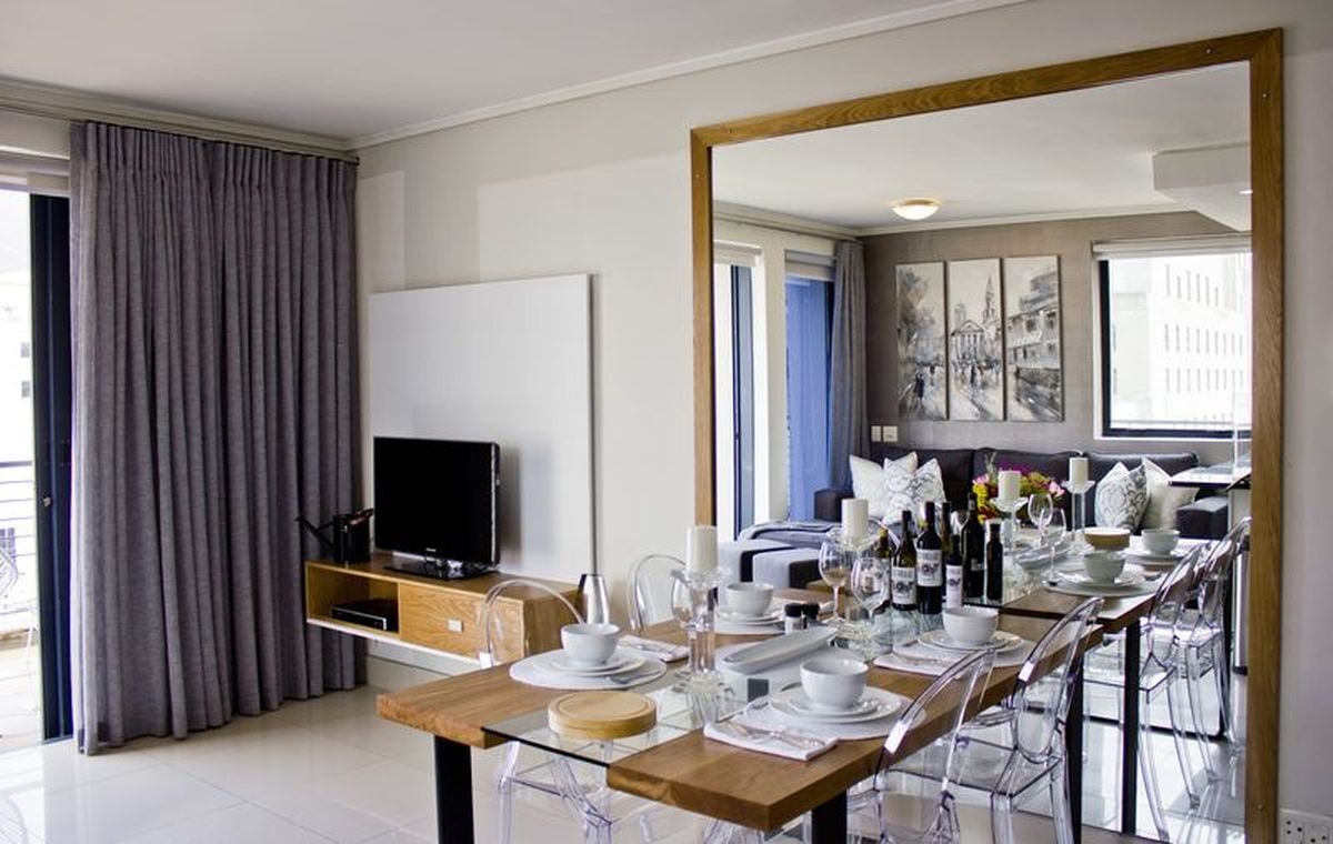 Two Bedroom Luxury Self Catering Apartment Cape Town