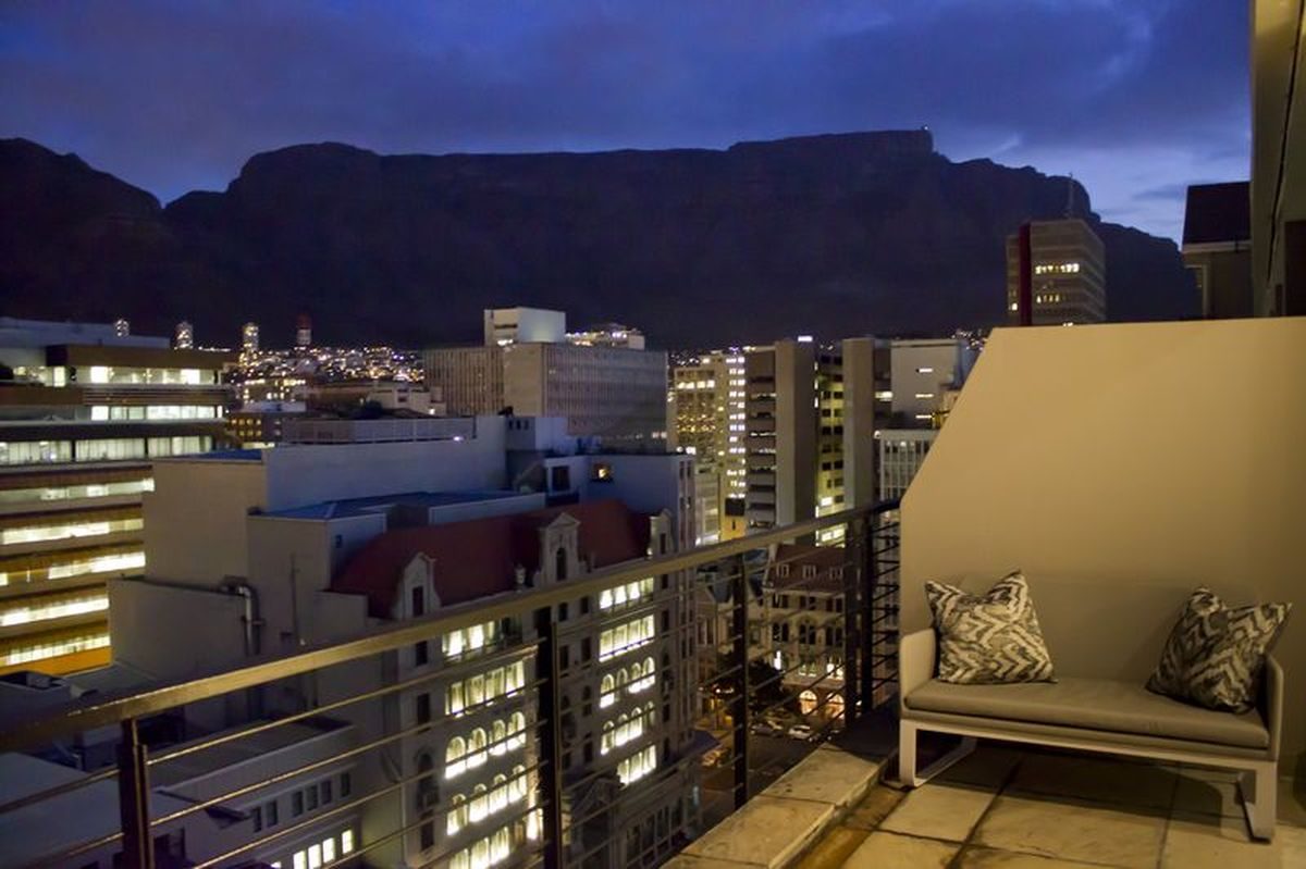 Two Bedroom Luxury Self Catering Apartment Cape Town