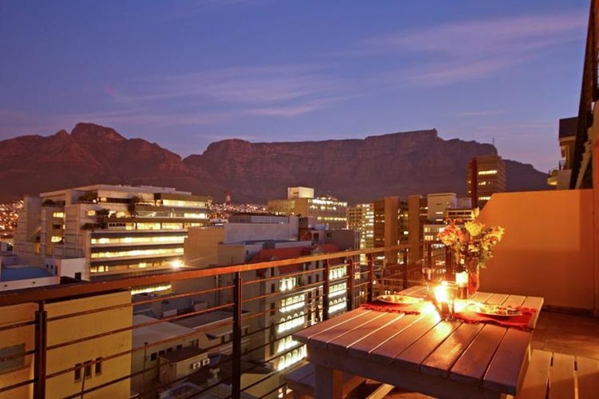 Two Bedroom Luxury Self Catering Apartment Cape Town