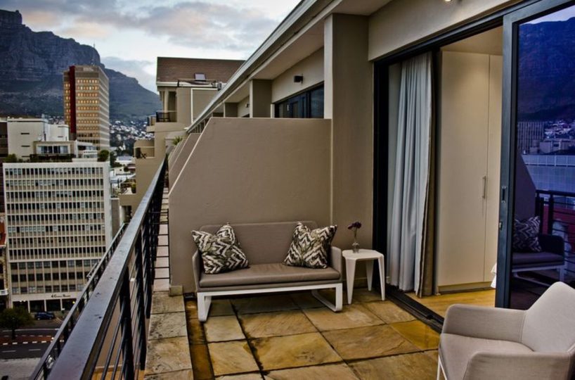 Two Bedroom Luxury Self Catering Apartment Cape Town