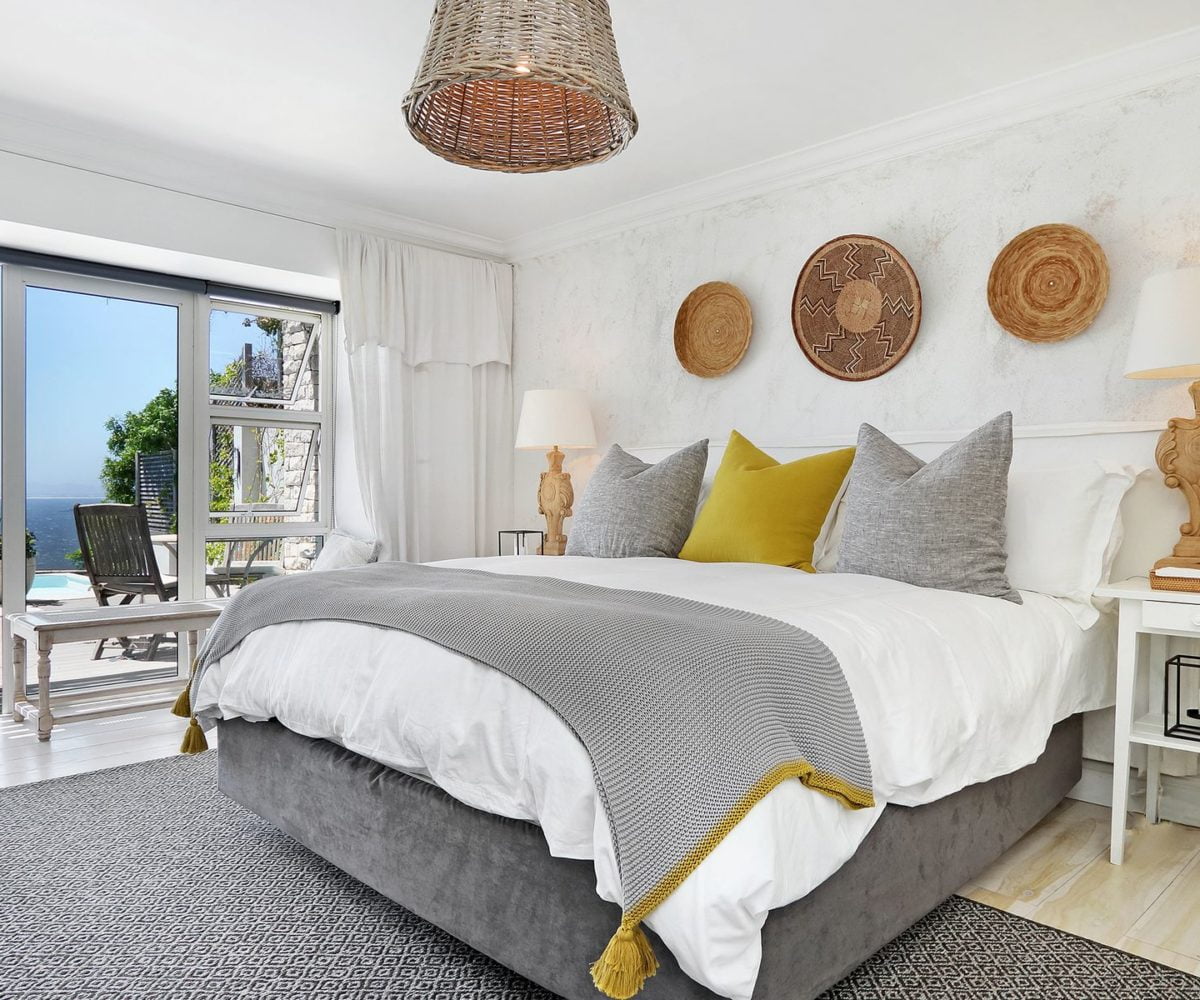 4 Bedroom Luxury Self-Catering Accommodation Simonstown Cape Town